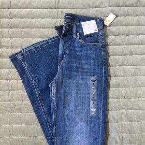 Aero High Rise Flare stretch jeans